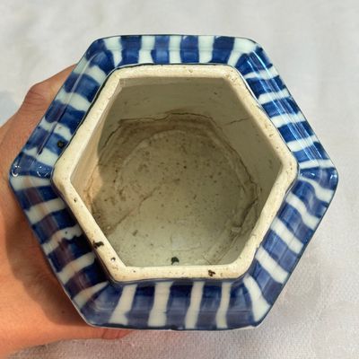 A very rare Chinese blue and white pagoda-shaped incense burner — photo 7