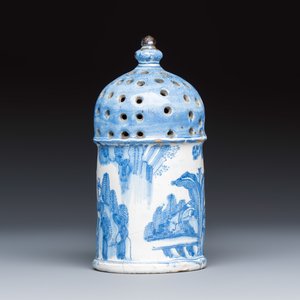 A very rare and early blue and white Dutch Delft chinoiserie caster — photo 3