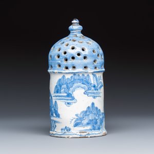 A very rare and early blue and white Dutch Delft chinoiserie caster — photo 5