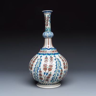 An elegant large Samson Iznik-style bottle vase, France, 19th C.