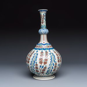 An elegant large Samson Iznik-style bottle vase — photo 1