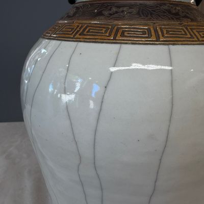 An unusual Chinese Nanking vase decorated with various glazes — photo 6