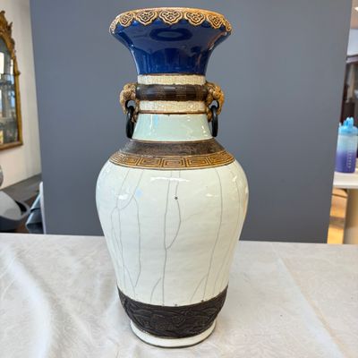 An unusual Chinese Nanking vase decorated with various glazes — photo 12