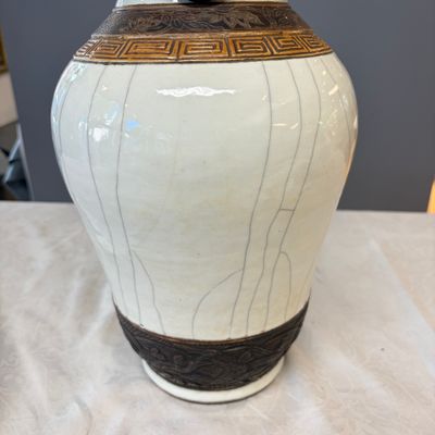 An unusual Chinese Nanking vase decorated with various glazes — photo 17