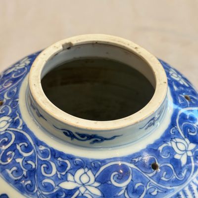 An unusual Chinese blue and white 'Deer' ewer — foto 15