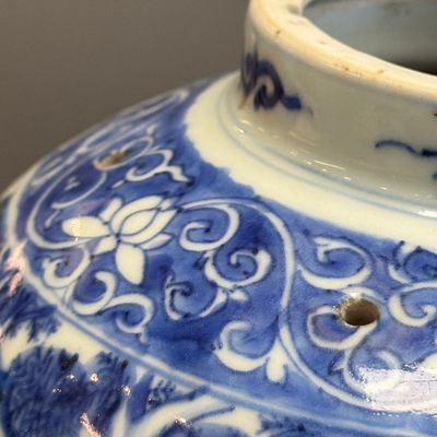 An unusual Chinese blue and white 'Deer' ewer — foto 16