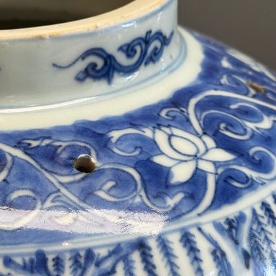 An unusual Chinese blue and white 'Deer' ewer — foto 17
