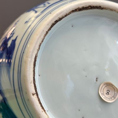 An unusual Chinese blue and white 'Deer' ewer — foto 28