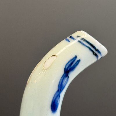 An unusual Chinese blue and white 'Deer' ewer — foto 6