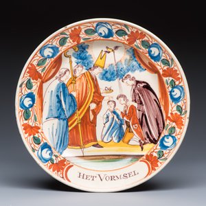 Five polychrome Dutch-decorated English creamware 'Sacraments' plates — photo 8