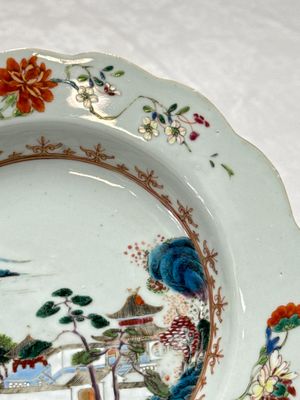 Four Chinese famille rose 'Riverscape' plates — 照片 15