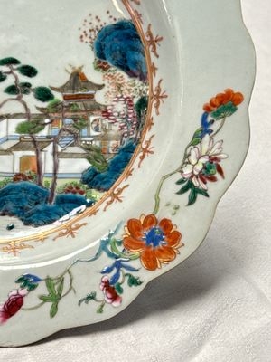 Four Chinese famille rose 'Riverscape' plates — 照片 26