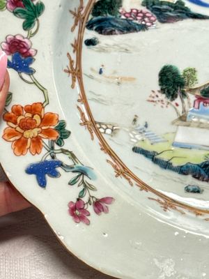 Four Chinese famille rose 'Riverscape' plates — 照片 35