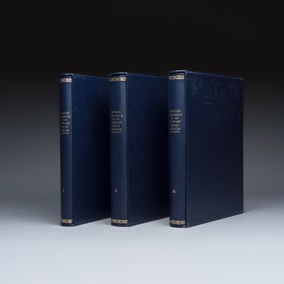 Regina Krahl, John Ayers: Chinese Ceramics in the Topkapi Saray Museum, Istanbul: A Complete Catalogue, 3 volumes, 1986