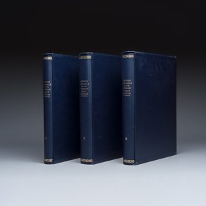 Regina Krahl, John Ayers: Chinese Ceramics in the Topkapi Saray Museum, Istanbul: A Complete Catalogue, 3 volumes — photo 1