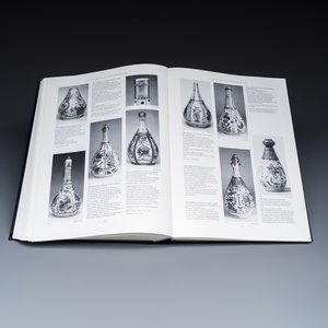 Regina Krahl, John Ayers: Chinese Ceramics in the Topkapi Saray Museum, Istanbul: A Complete Catalogue, 3 volumes — photo 22