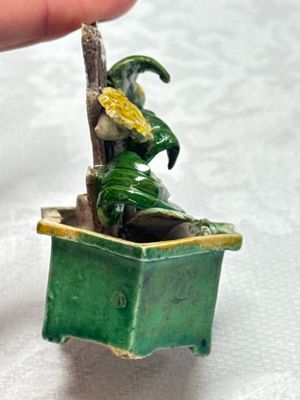 Three Chinese famille verte sancai biscuit 'Jardinière' incense stick holders — photo 11