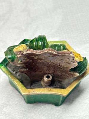 Three Chinese famille verte sancai biscuit 'Jardinière' incense stick holders — photo 15