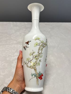 Three Chinese polychrome semi-eggshell vases — photo 12