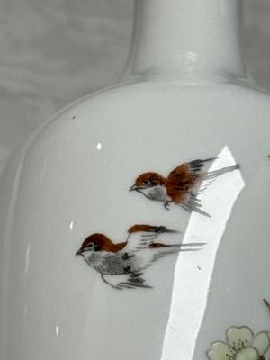 Three Chinese polychrome semi-eggshell vases — photo 19