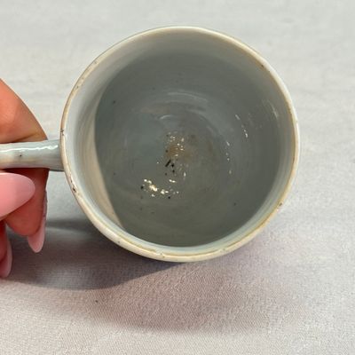 Three fine Chinese famille rose export porcelain cups — photo 16
