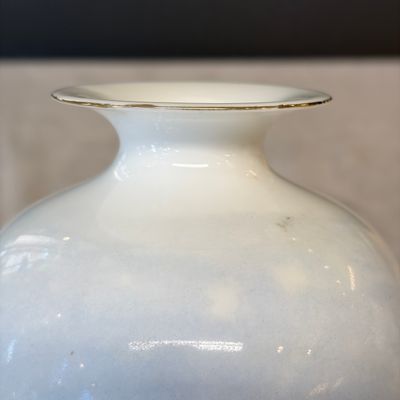 Two Chinese polychrome semi-eggshell vases with figural design — photo 6