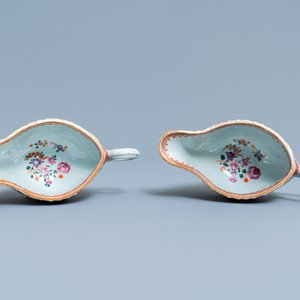 A 158-piece Chinese famille rose service with floral 'Lowestoft' design, Qianlong — 照片 24