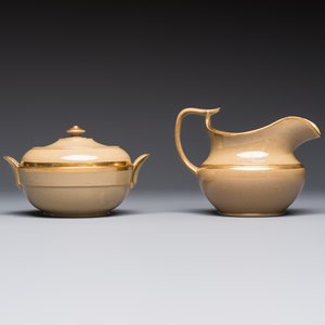 A 24-piece English Spode mocha-ground and gilt coffee and tea service, 19th C. — foto 22