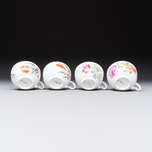 A 26-piece Meissen tea and chocolate service with floral design — 照片 13