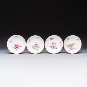 A 26-piece Meissen tea and chocolate service with floral design — 照片 20