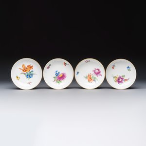 A 26-piece Meissen tea and chocolate service with floral design — 照片 24