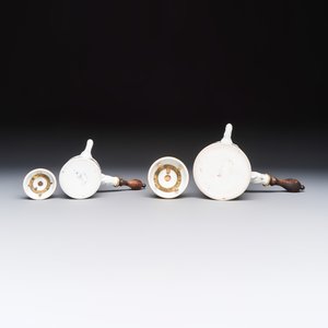 A 26-piece Meissen tea and chocolate service with floral design — 照片 31