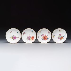 A 26-piece Meissen tea and chocolate service with floral design — photo 22