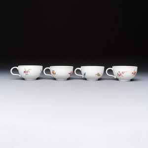 A 26-piece Meissen tea and chocolate service with floral design — photo 4