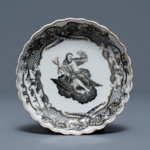 A 37-piece Chinese grisaille 'Jupiter' tea service, Qianlong — 照片 22
