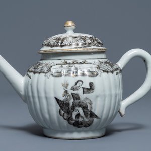 A 37-piece Chinese grisaille 'Jupiter' tea service, Qianlong — 照片 32