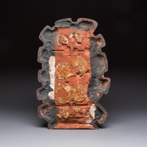 A Belgian polychrome-glazed pottery wall relief, possibly Elisabeth Vandeweghe for Perignem, 20th C. — foto 2