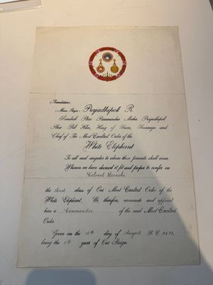 A bilingual Royal Thai Order of the 'White Elephant Award', signed by King Prajadhipok (Rama VII), dated 1929 — foto 8