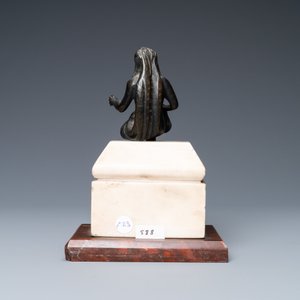 A black-patinated bronze figure of a young lady wearing a loincloth mounted on a marble base, Italy, 16th C. — photo 5