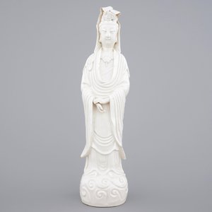 A blanc de Chine Dehua porcelain model of a Guanyin, 19th C. — photo 1