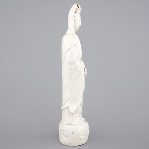A blanc de Chine Dehua porcelain model of a Guanyin, 19th C. — photo 4