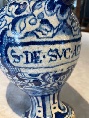 A blue and white Antwerp maiolica 'a foglie' wet drug jar, 2nd half 16th C. — 照片 13