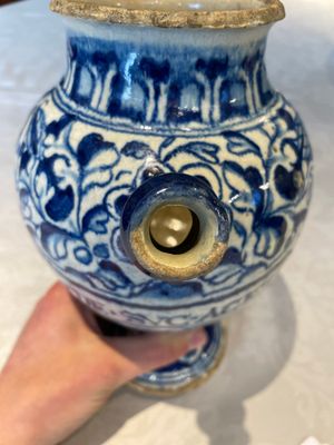 A blue and white Antwerp maiolica 'a foglie' wet drug jar, 2nd half 16th C. — 照片 18