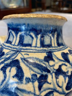 A blue and white Antwerp maiolica 'a foglie' wet drug jar, 2nd half 16th C. — 照片 19