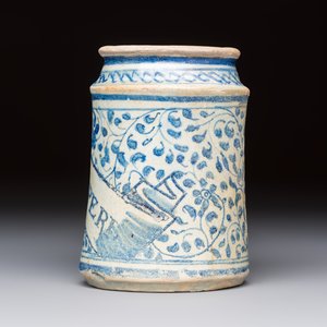 A blue and white Antwerp maiolica albarello inscribed 'PV:PVERPERL', 16th C. — photo 3