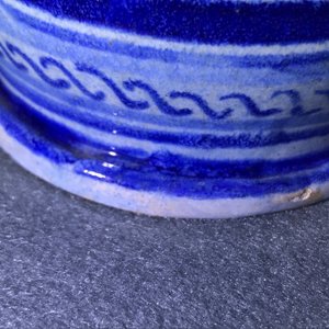 A blue and white Antwerp maiolica 'alla porcelana' albarello, 2nd half 16th C. — photo 14