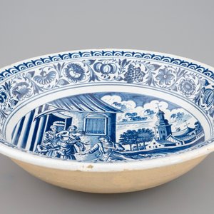 A blue and white bowl with a biblical scene, Harlingen, Friesland, 18th C. — 照片 3