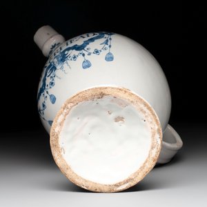 A blue and white Brussels faience drug or syrup jar, inscribed 'S.PAPAV.RHEAD.', ca 1700 — photo 6