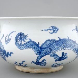 A blue and white Chinese censer with fighting dragons, Kangxi — photo 2