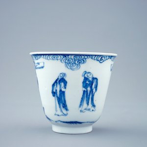 A blue and white Chinese cup and saucer with "The crucifixion", Kangxi — photo 6